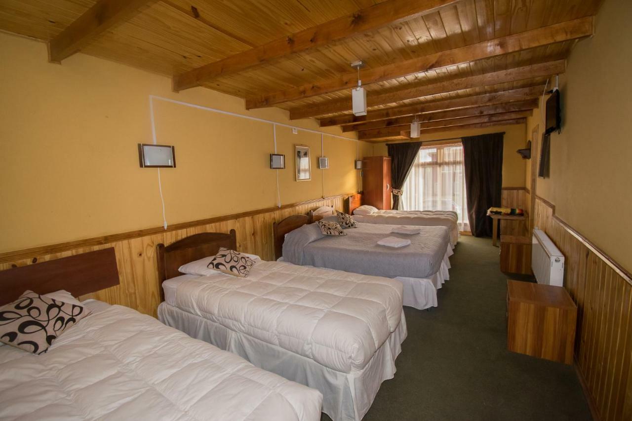 Hostal Alcázar Puerto Natales Exterior foto