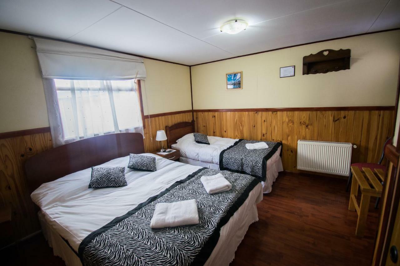 Hostal Alcázar Puerto Natales Exterior foto